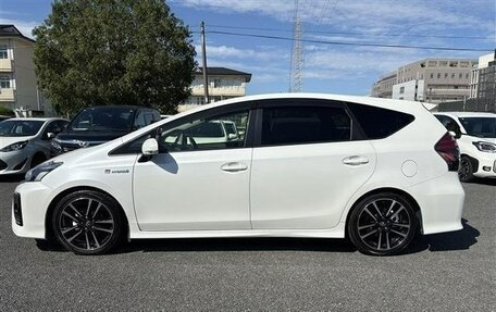 Toyota Prius Alpha I (ZVW40/41), 2021 год, 1 595 000 рублей, 2 фотография