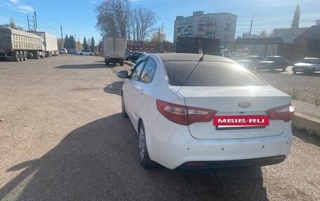 KIA Rio III рестайлинг, 2011 год, 400 000 рублей, 4 фотография
