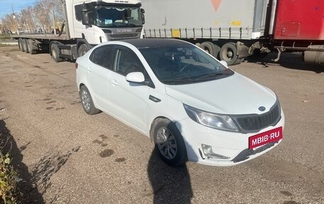 KIA Rio III рестайлинг, 2011 год, 400 000 рублей, 2 фотография