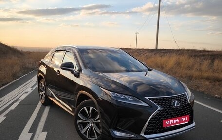Lexus RX IV рестайлинг, 2020 год, 6 300 000 рублей, 1 фотография