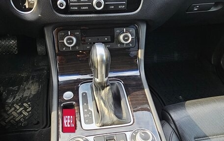 Volkswagen Touareg III, 2016 год, 2 350 000 рублей, 11 фотография