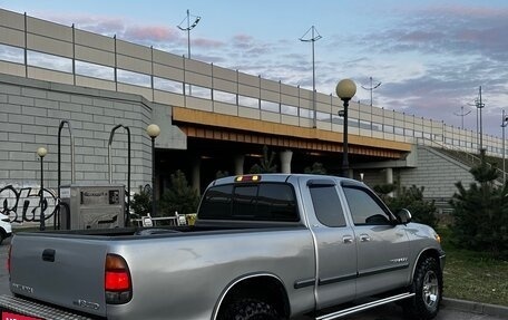 Toyota Tundra II, 2001 год, 1 350 000 рублей, 2 фотография