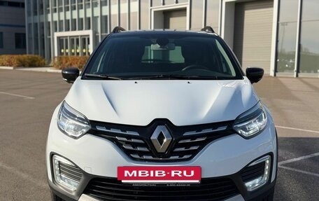 Renault Kaptur I рестайлинг, 2021 год, 1 570 000 рублей, 2 фотография