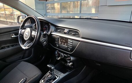 KIA Rio IV, 2017 год, 1 250 100 рублей, 6 фотография