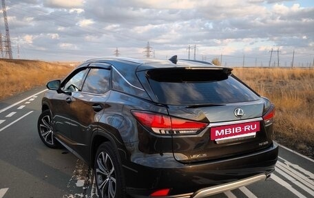 Lexus RX IV рестайлинг, 2020 год, 6 300 000 рублей, 3 фотография