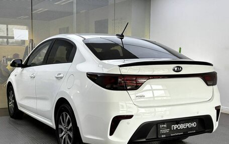 KIA Rio IV, 2018 год, 1 055 000 рублей, 7 фотография