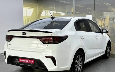 KIA Rio IV, 2018 год, 1 055 000 рублей, 5 фотография