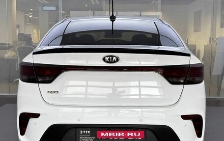 KIA Rio IV, 2018 год, 1 055 000 рублей, 6 фотография