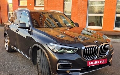 BMW X5, 2019 год, 5 950 000 рублей, 3 фотография