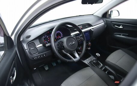 KIA Rio IV, 2018 год, 1 070 000 рублей, 9 фотография