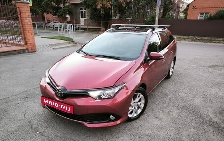 Toyota Auris II, 2018 год, 1 275 000 рублей, 2 фотография