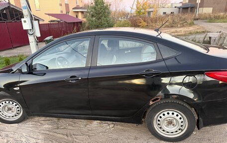 Hyundai Solaris II рестайлинг, 2013 год, 550 000 рублей, 2 фотография