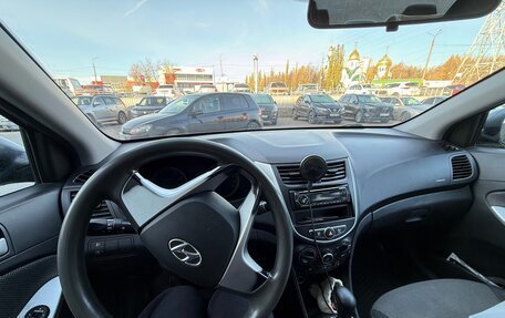 Hyundai Solaris II рестайлинг, 2013 год, 550 000 рублей, 3 фотография