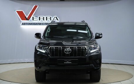 Toyota Land Cruiser Prado 150 рестайлинг, 2020 год, 5 290 000 рублей, 2 фотография