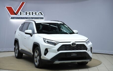 Toyota RAV4, 2019 год, 2 790 000 рублей, 3 фотография
