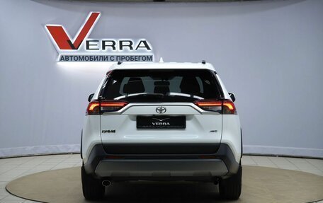 Toyota RAV4, 2019 год, 2 790 000 рублей, 6 фотография
