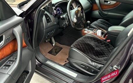 Infiniti QX70, 2014 год, 2 150 000 рублей, 9 фотография