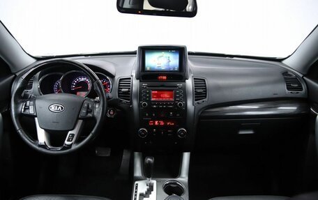 KIA Sorento II рестайлинг, 2010 год, 990 000 рублей, 14 фотография