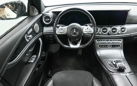 Mercedes-Benz E-Класс, 2018 год, 2 949 900 рублей, 12 фотография