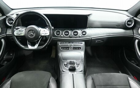 Mercedes-Benz E-Класс, 2018 год, 2 949 900 рублей, 11 фотография