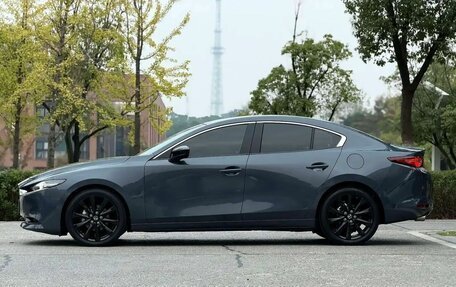 Mazda 3, 2023 год, 1 800 000 рублей, 4 фотография