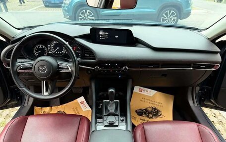 Mazda 3, 2023 год, 1 800 000 рублей, 21 фотография