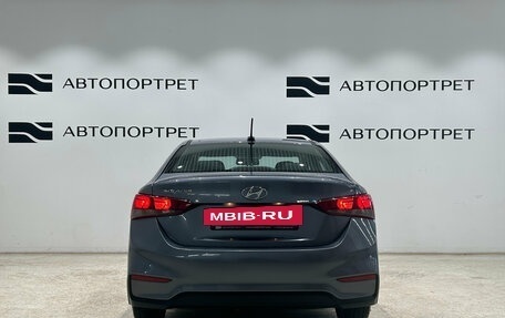 Hyundai Solaris II рестайлинг, 2018 год, 999 000 рублей, 6 фотография
