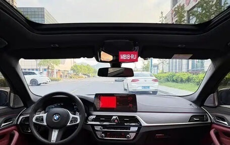BMW 5 серия, 2023 год, 4 500 000 рублей, 10 фотография