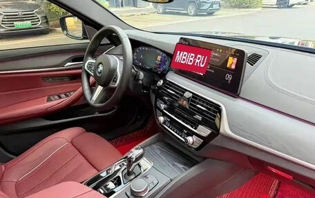 BMW 5 серия, 2023 год, 4 500 000 рублей, 11 фотография