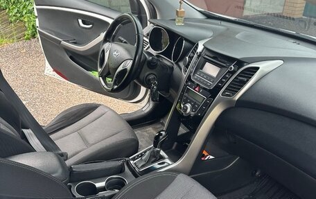 Hyundai i30 II рестайлинг, 2012 год, 970 000 рублей, 10 фотография
