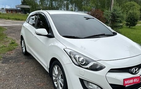 Hyundai i30 II рестайлинг, 2012 год, 970 000 рублей, 3 фотография