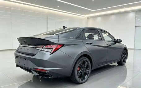 Hyundai Elantra, 2022 год, 1 790 000 рублей, 4 фотография