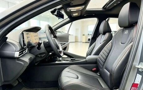 Hyundai Elantra, 2022 год, 1 790 000 рублей, 7 фотография