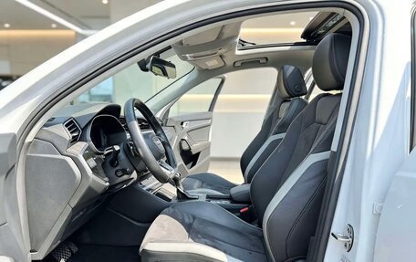 Audi Q3, 2022 год, 2 600 000 рублей, 7 фотография