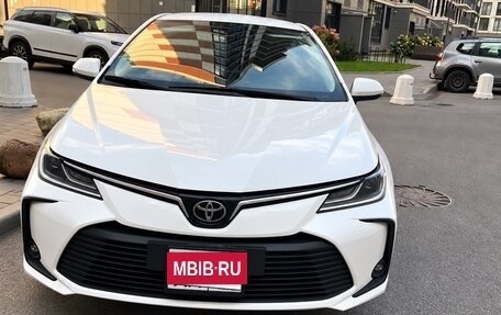 Toyota Corolla, 2022 год, 1 800 000 рублей, 5 фотография