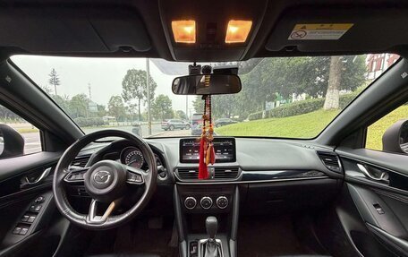 Mazda CX-4, 2022 год, 1 600 000 рублей, 9 фотография