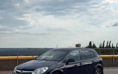 Opel Astra H, 2008 год, 380 000 рублей, 1 фотография