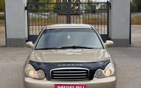 Hyundai Sonata IV рестайлинг, 2005 год, 300 000 рублей, 1 фотография