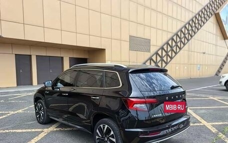 Skoda Karoq I, 2022 год, 1 650 000 рублей, 6 фотография