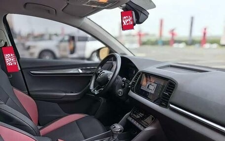 Skoda Karoq I, 2022 год, 1 650 000 рублей, 9 фотография