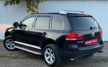 Volkswagen Touareg III, 2006 год, 799 999 рублей, 6 фотография