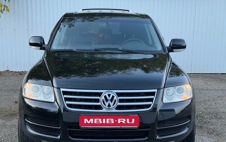 Volkswagen Touareg III, 2006 год, 799 999 рублей, 2 фотография