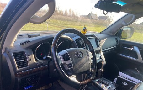Toyota Land Cruiser 200, 2014 год, 3 000 000 рублей, 5 фотография