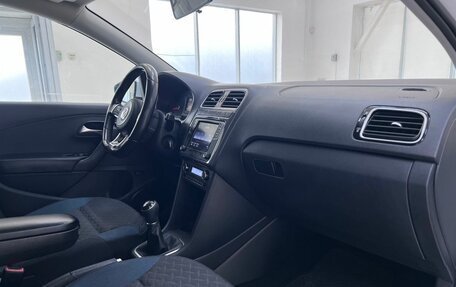 Volkswagen Polo VI (EU Market), 2019 год, 1 100 000 рублей, 12 фотография