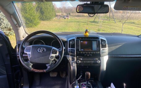 Toyota Land Cruiser 200, 2014 год, 3 000 000 рублей, 9 фотография