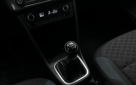 Volkswagen Polo VI (EU Market), 2019 год, 1 100 000 рублей, 27 фотография