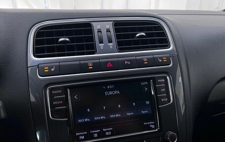Volkswagen Polo VI (EU Market), 2019 год, 1 100 000 рублей, 30 фотография