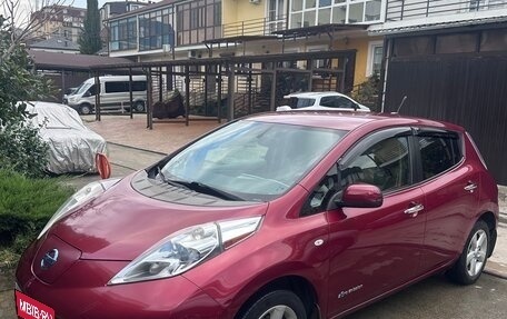 Nissan Leaf I, 2011 год, 980 000 рублей, 24 фотография