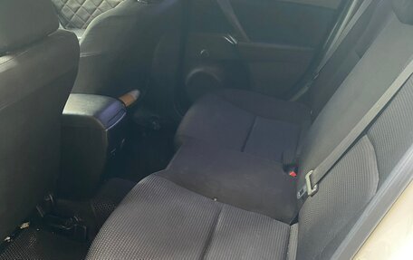 Mazda 3, 2011 год, 600 000 рублей, 10 фотография