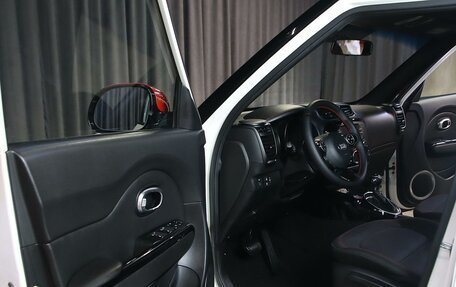 KIA Soul II рестайлинг, 2018 год, 1 349 000 рублей, 7 фотография